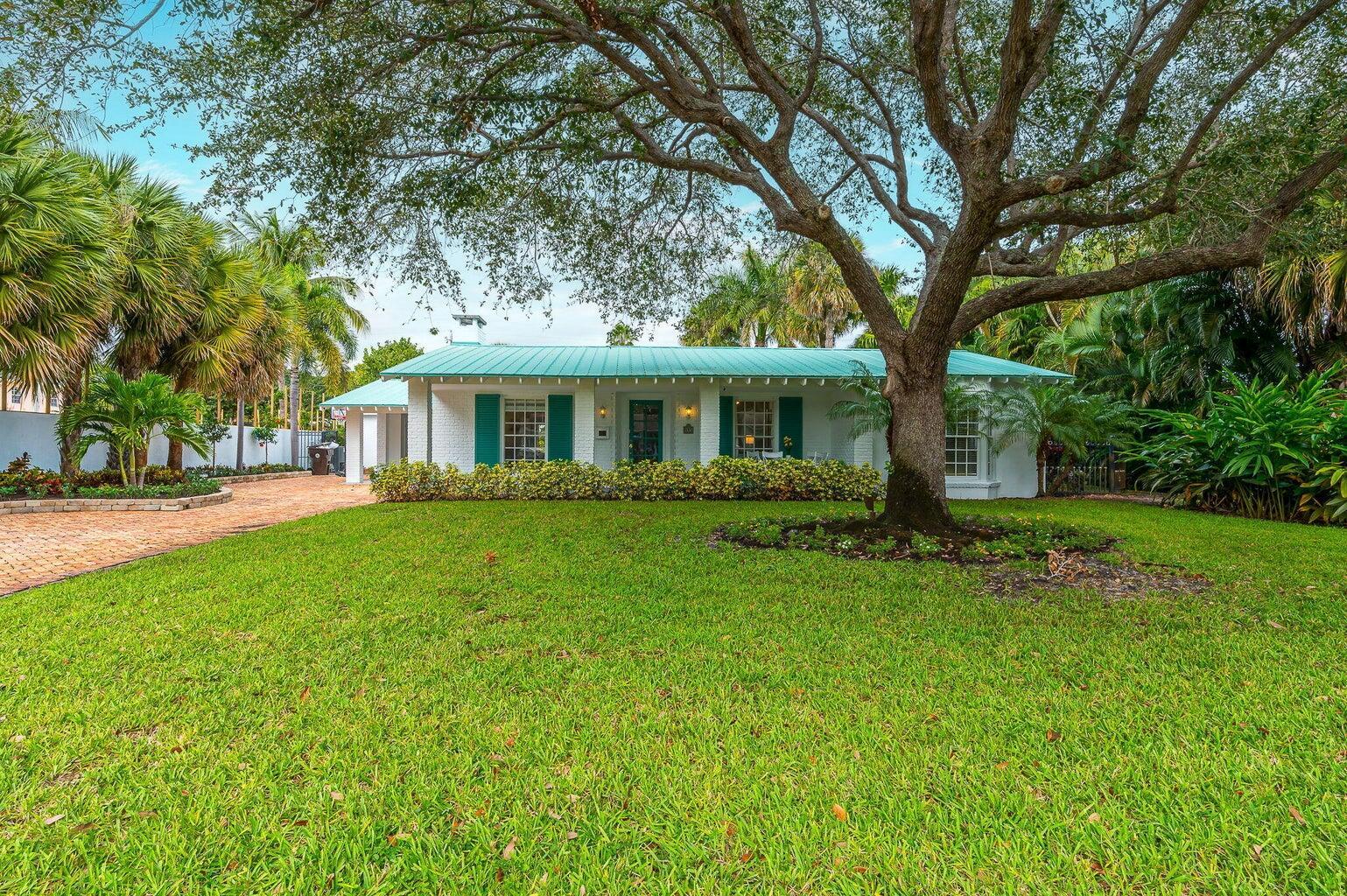 127 Miramar Way, West Palm Beach FL 33405