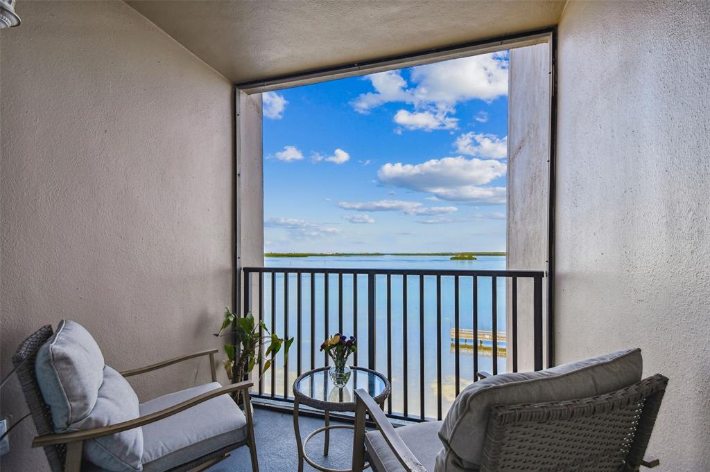 634 EDGEWATER DRIVE UNIT 744, DUNEDIN, FL — photo 3 of 30