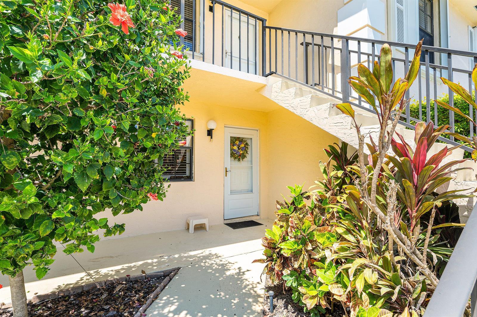 Private Front Entry! — 1111 Keystone Drive # B, Jupiter FL 33458, JUPITER, FL