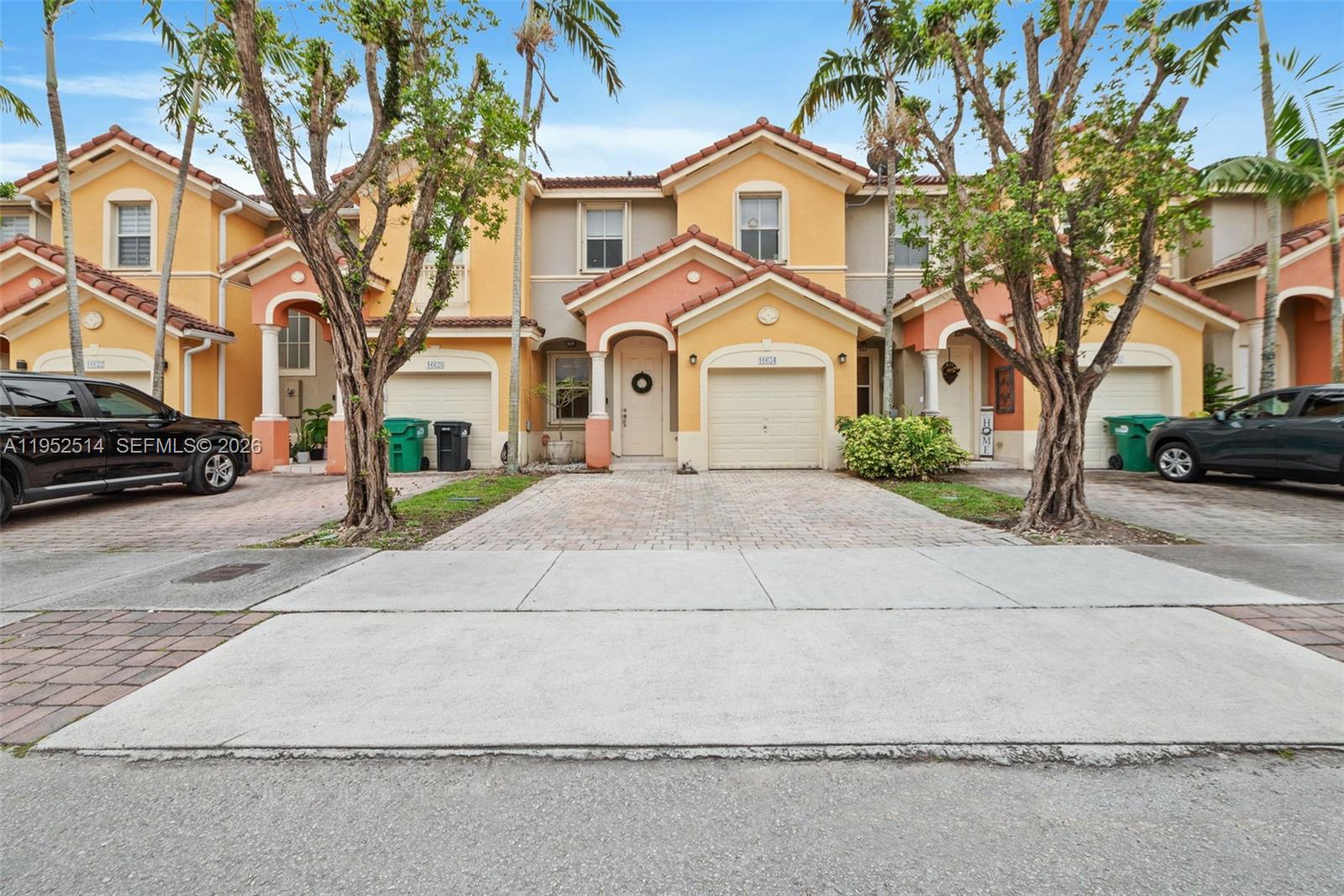 16634 SW 79th Ter, Miami FL 33193