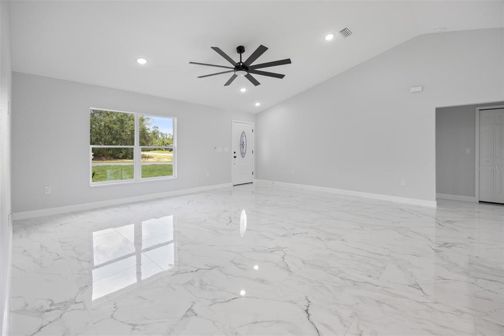 11372 SW 177TH COURT, DUNNELLON, FL — photo 5 of 20