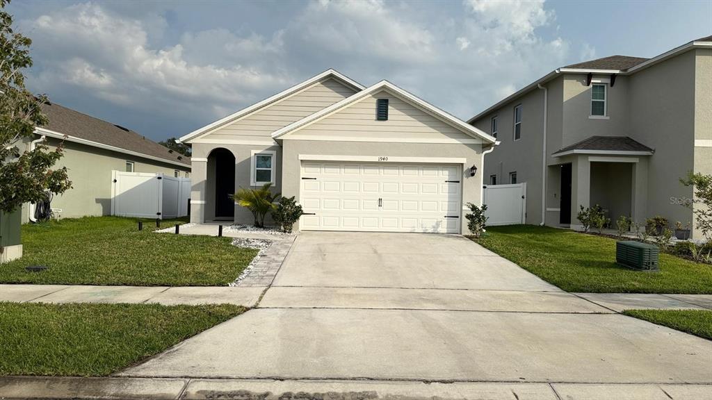 1940 EGRET MEADOWS AVENUE