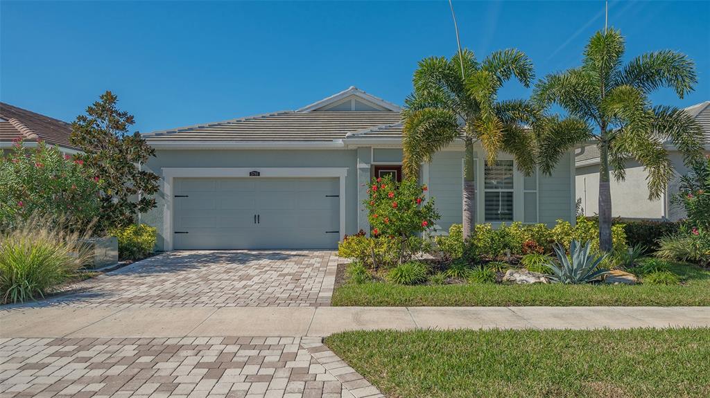 5790 LONG SHORE LOOP
