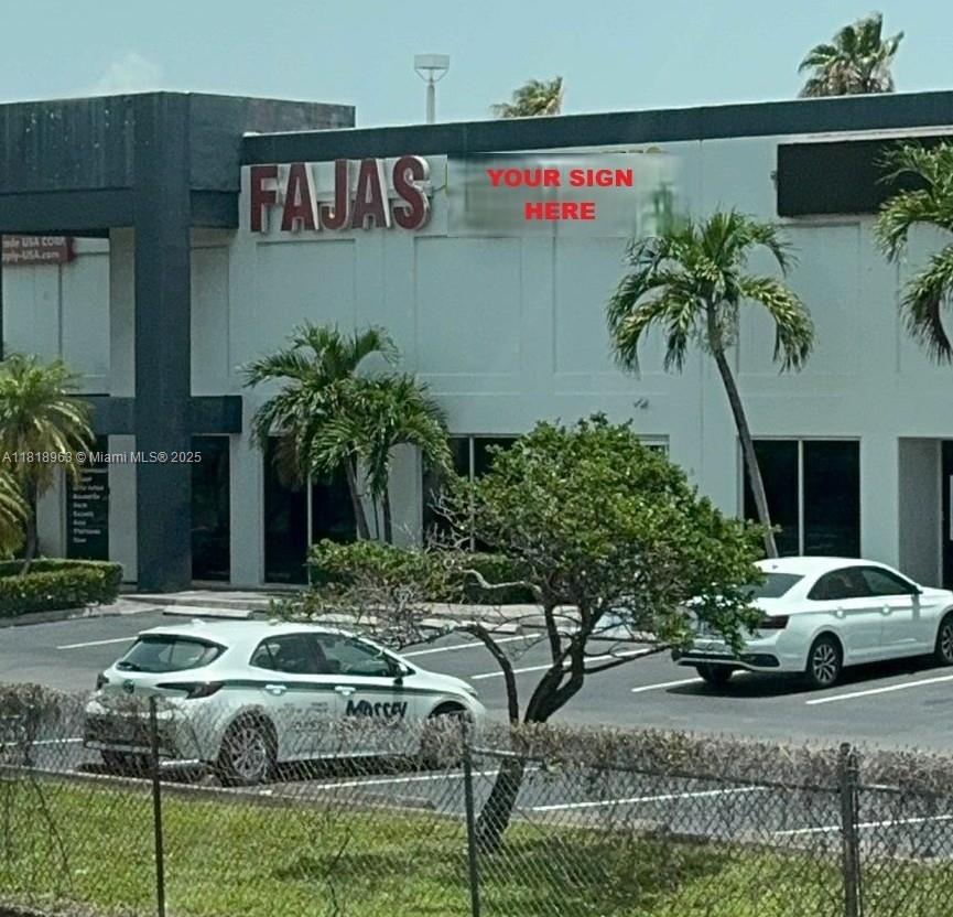 7640 NW 25th St # 111, Miami FL 33122