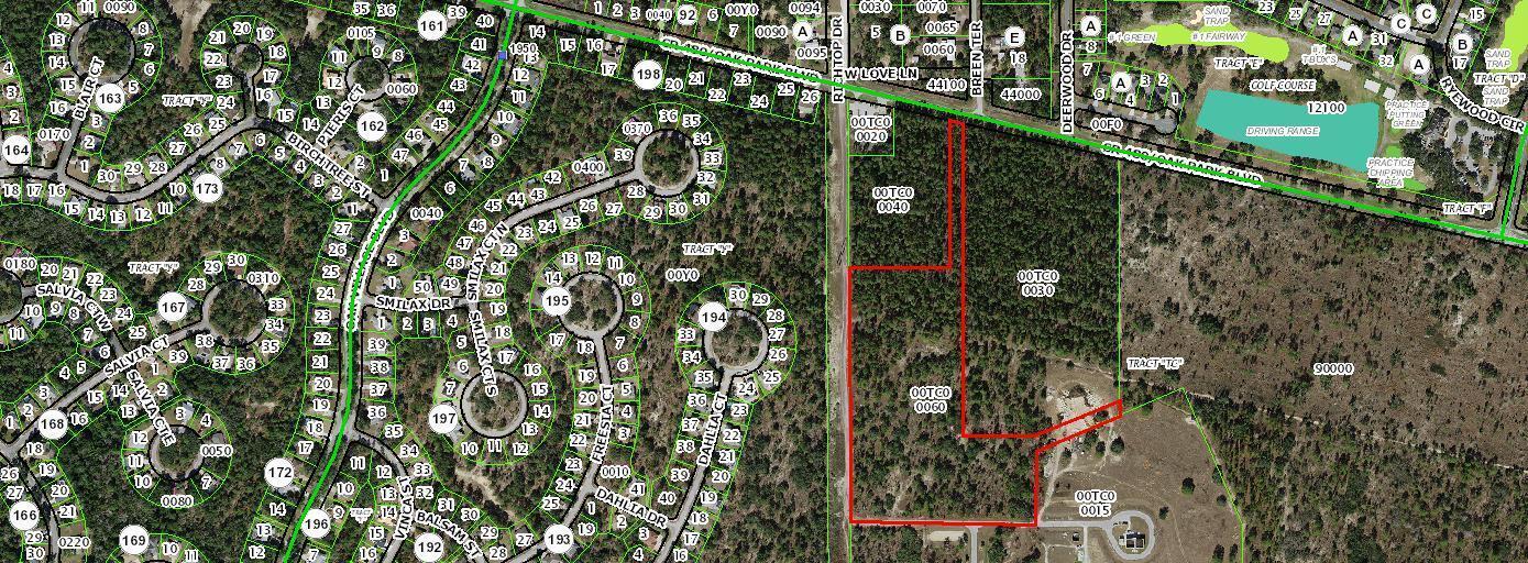 This is a map showing residential streets and a large undeveloped tract of land — 4904 W Oak Park Boulevard, FL 34446, FL