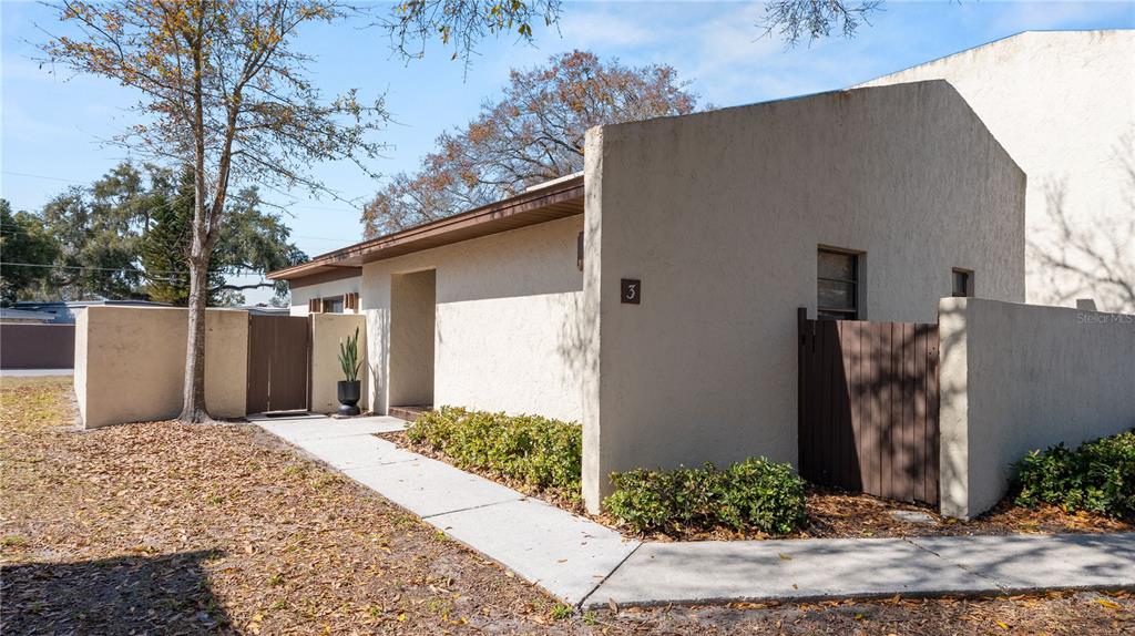 1880 N CRYSTAL LAKE DRIVE UNIT 3
