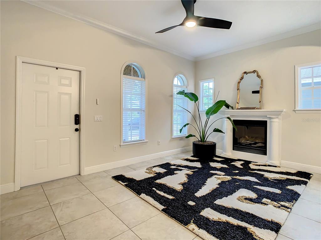 220 W MINNEHAHA STREET, TAMPA, FL — photo 4 of 30