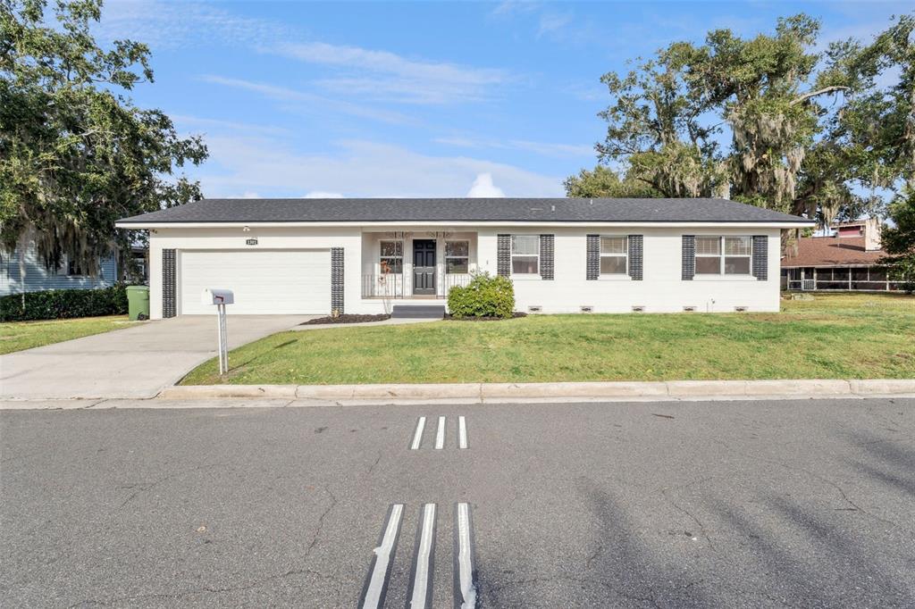 1301 EVALYN DRIVE SE, WINTER HAVEN, FL — photo 2 of 21