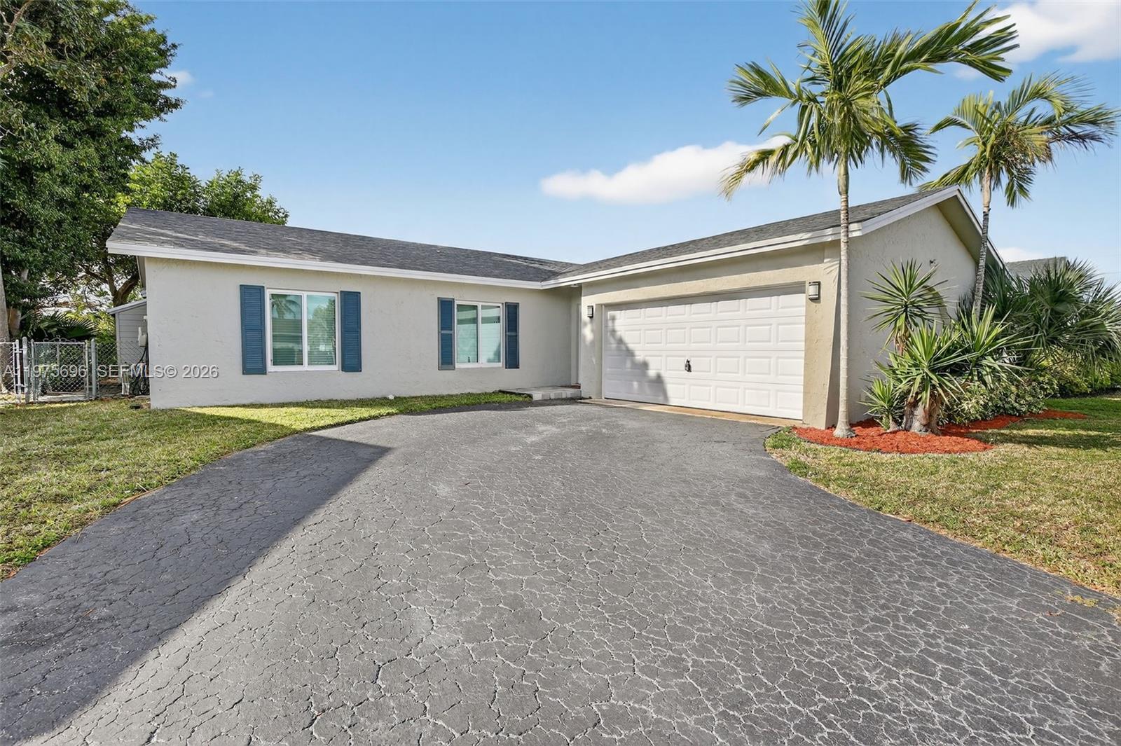 11120 NW 26th Pl, Sunrise FL 33322
