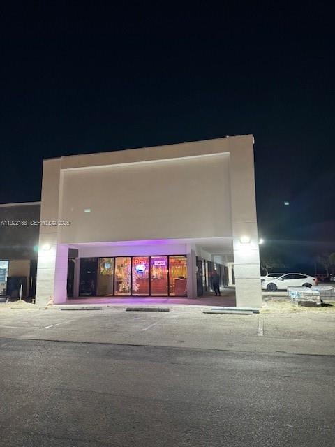 1860 N University Dr, Plantation FL 33322