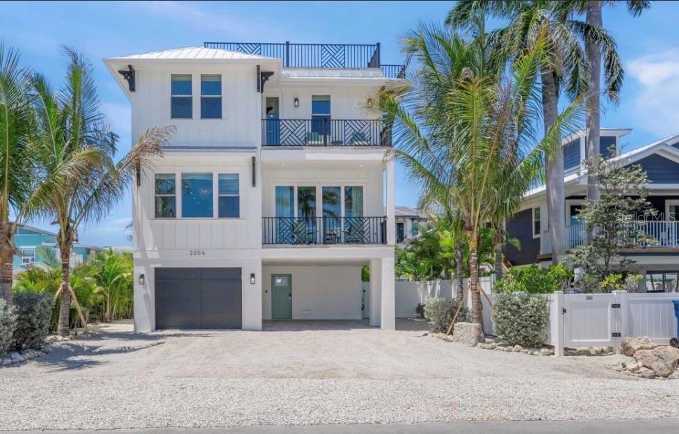 2206 AVENUE A, BRADENTON BEACH, FL — photo 2 of 30