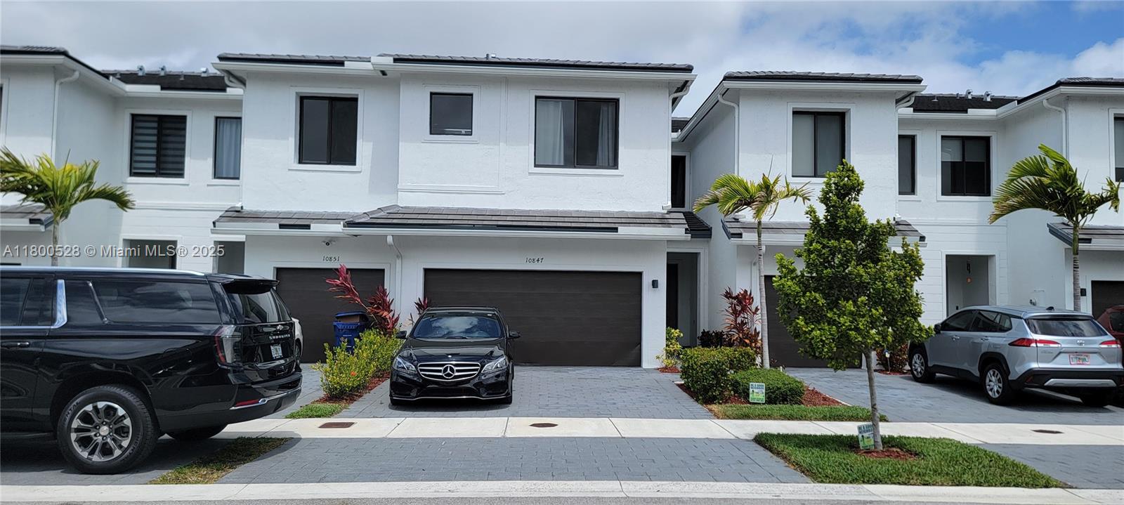 10847 SW 232nd Ter, Homestead FL 33032
