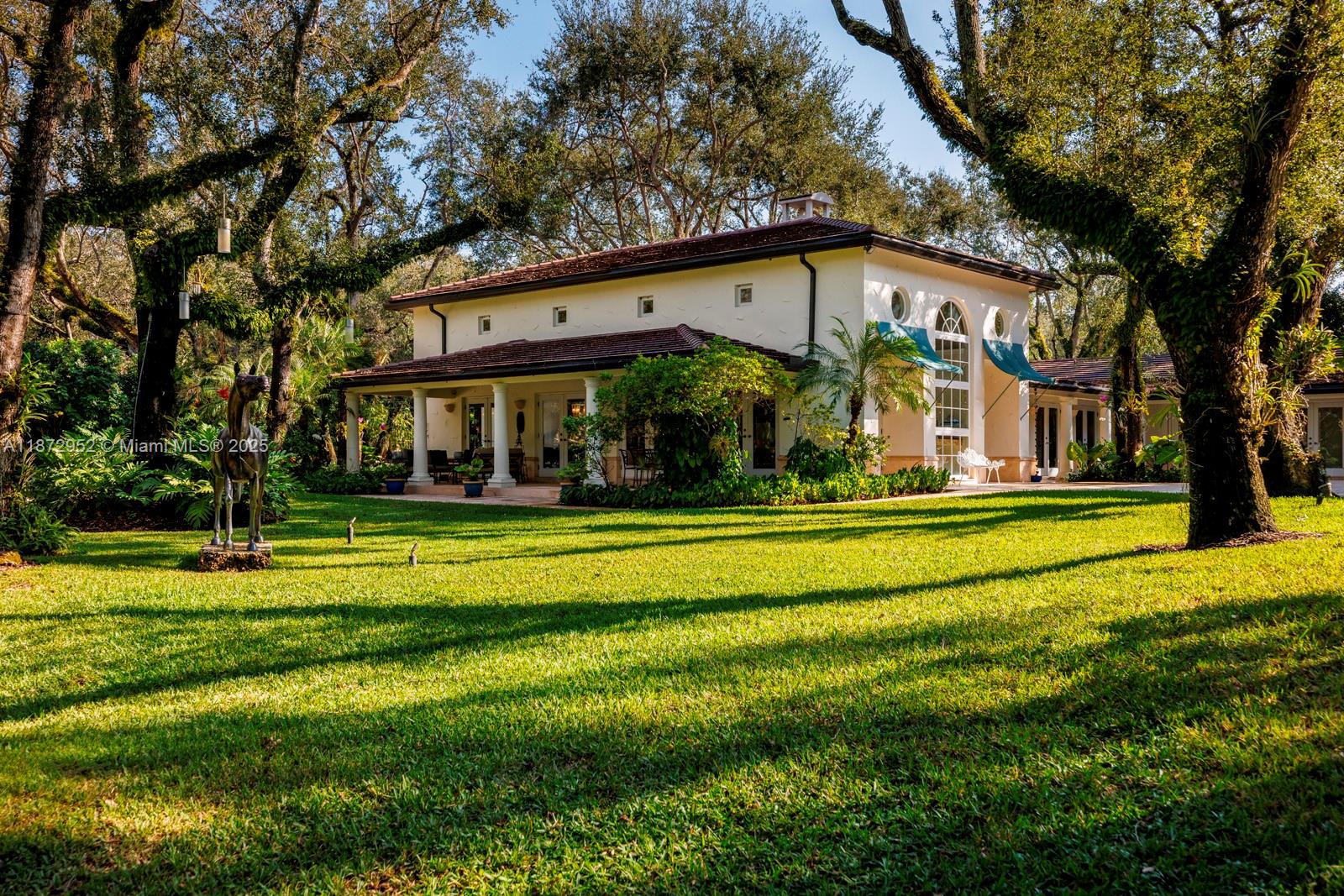 10100 Lakeside Dr, Coral Gables FL 33156