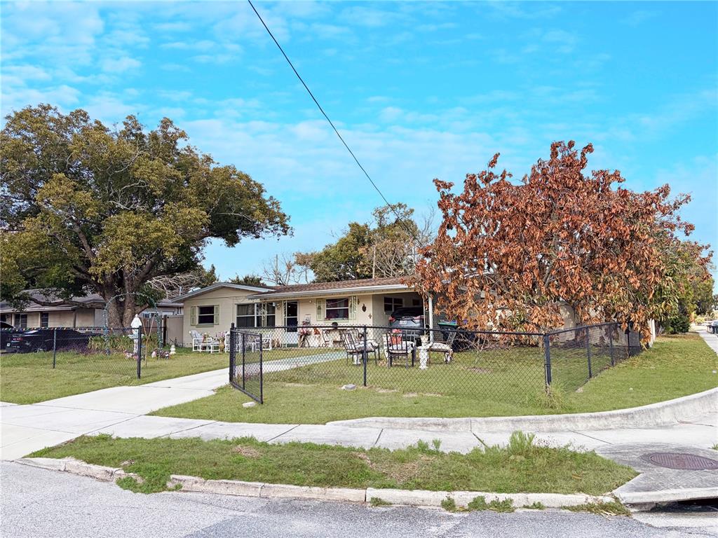 6305 HILLWOOD DRIVE