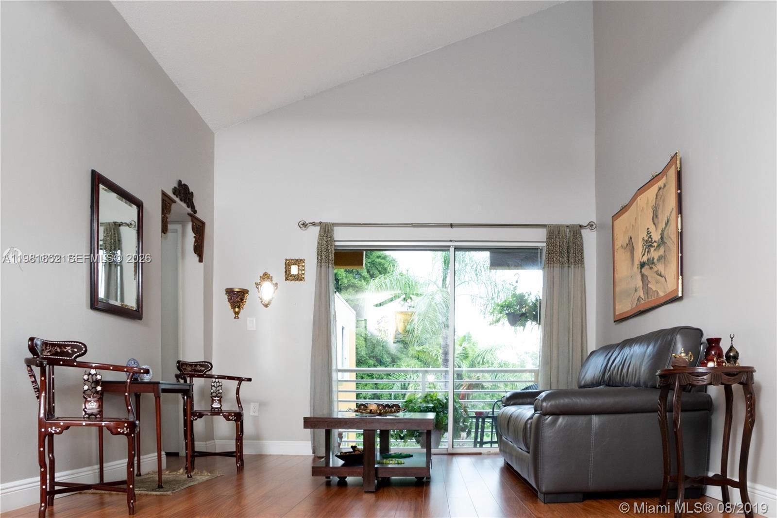 9741 Fontainebleau Blvd # H208, Miami FL 33172