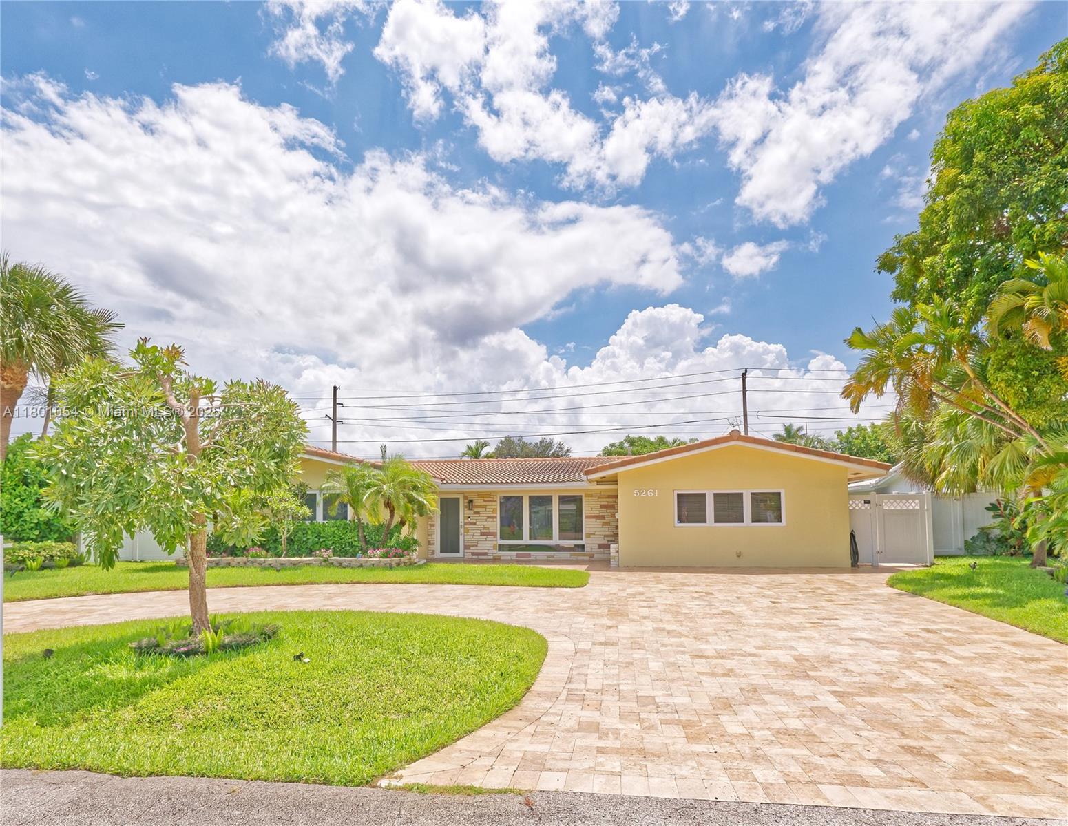 5261 NE 18th Ter, Fort Lauderdale FL 33308