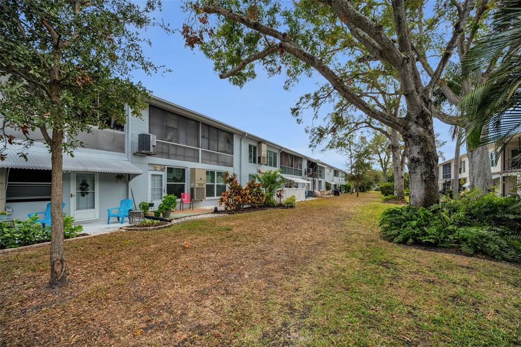 4152 55 WAY N UNIT 1030