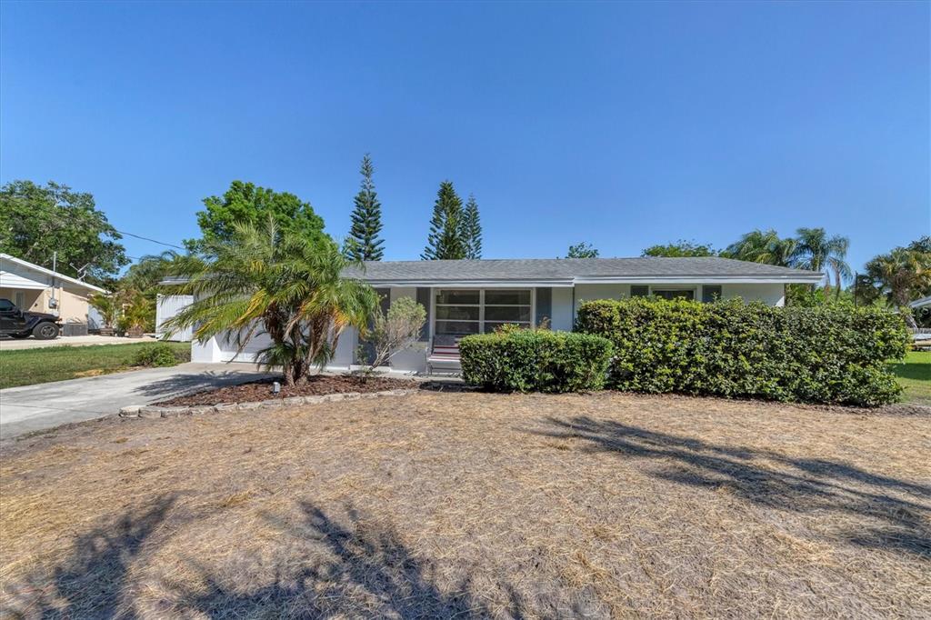 2323 DOUD STREET, SARASOTA, FL — photo 2 of 30