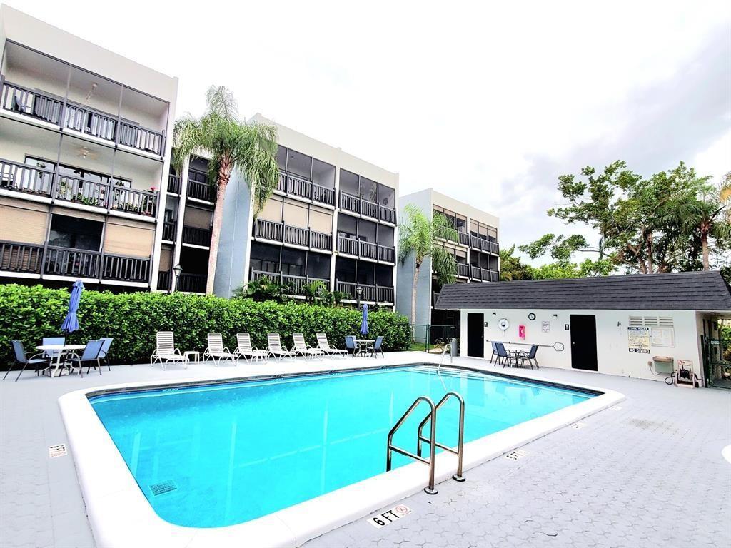 1021 Mockingbird Lane # 114, Plantation FL 33324