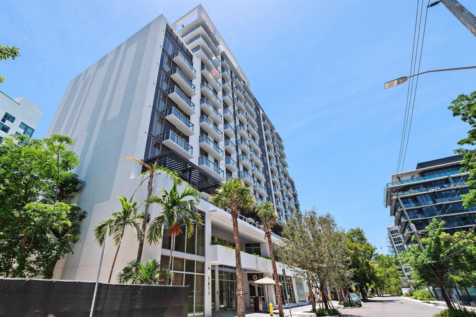 1611 SW 2nd Avenue # 702, Miami FL 33129