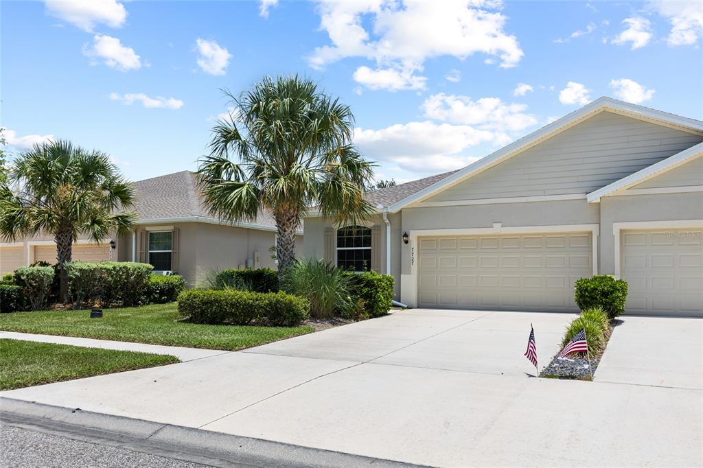 7727 TIMBERVIEW LOOP, WESLEY CHAPEL, FL — photo 4 of 30
