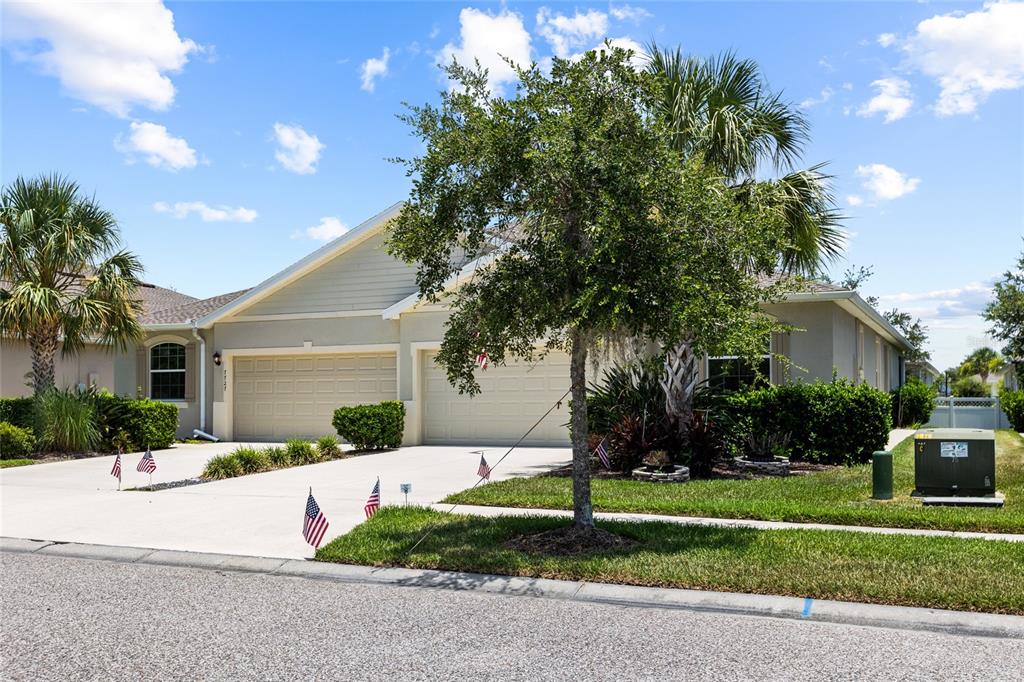 7727 TIMBERVIEW LOOP, WESLEY CHAPEL, FL — photo 5 of 30