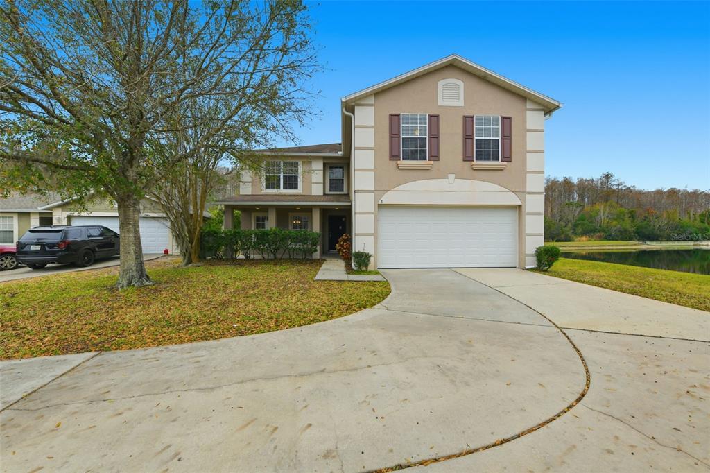 8 WINDROSE DRIVE