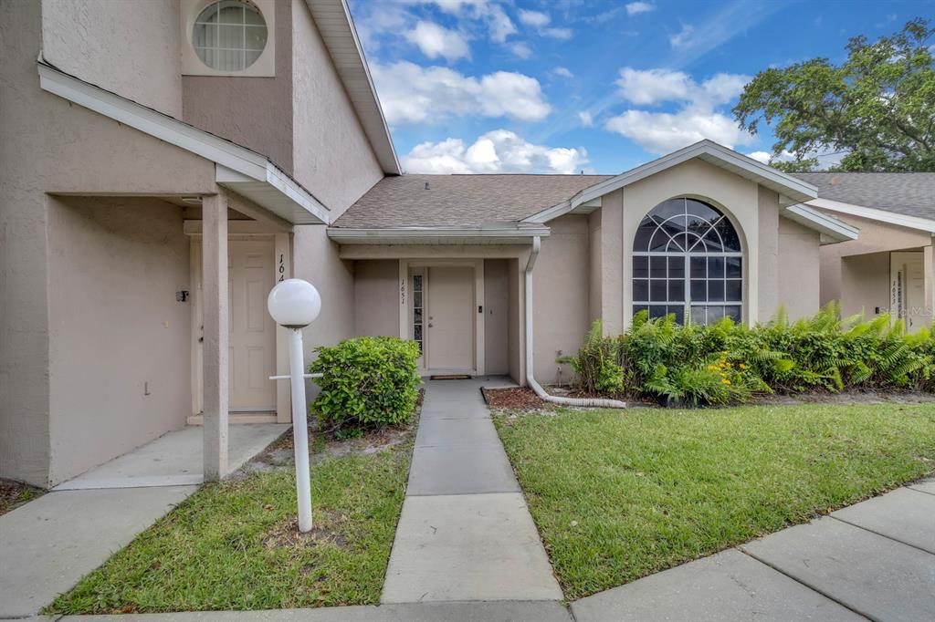 1651 WINDSOR OAK COURT