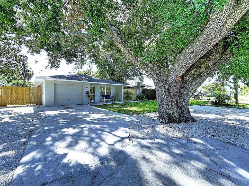 815 35TH STREET W, BRADENTON, FL — photo 2 of 30