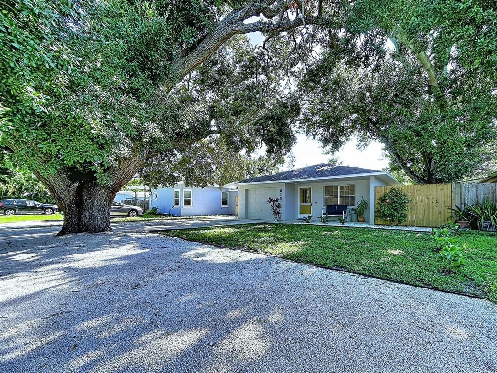 815 35TH STREET W, BRADENTON, FL — photo 3 of 30