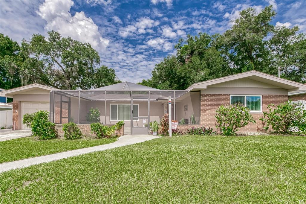 207 GLENDALE DRIVE