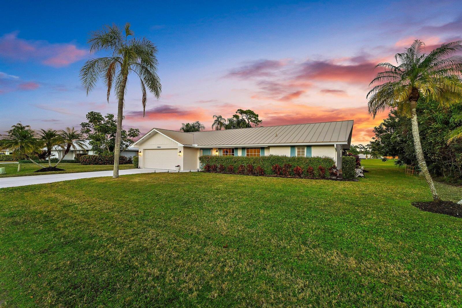 3881 SE Fairway W, Stuart FL 34997