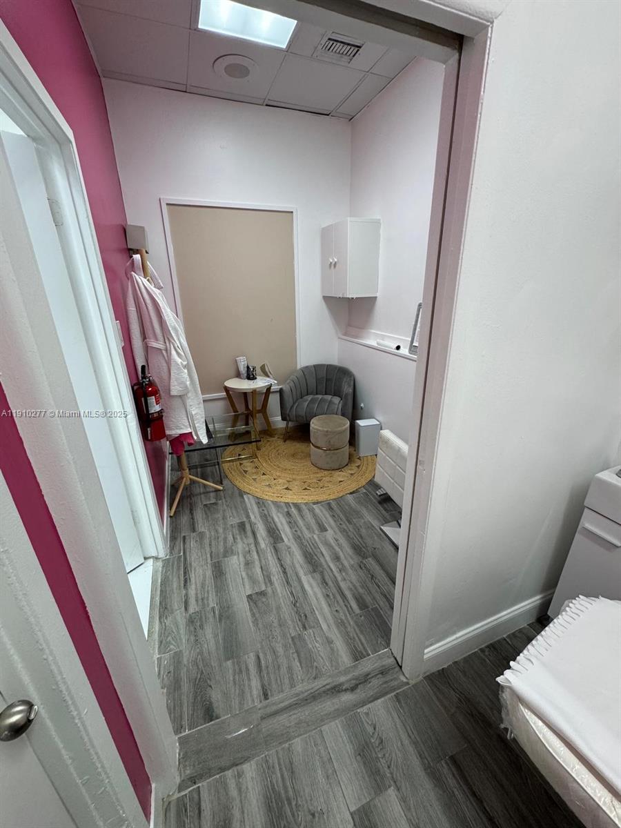 BAY HARBOUR, Bay Harbor Islands FL 33154