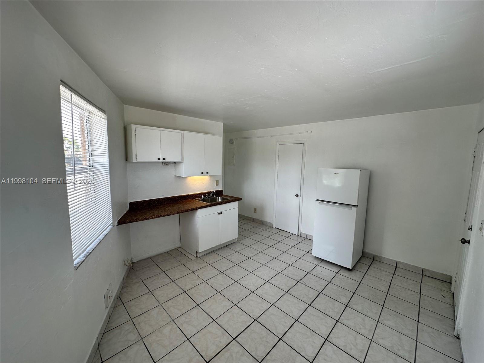 701 NW 7th Ave # 1, Hallandale Beach FL 33009
