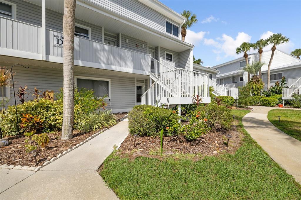 125 RIVER BEND PLACE UNIT D, WELAKA, FL — photo 3 of 30