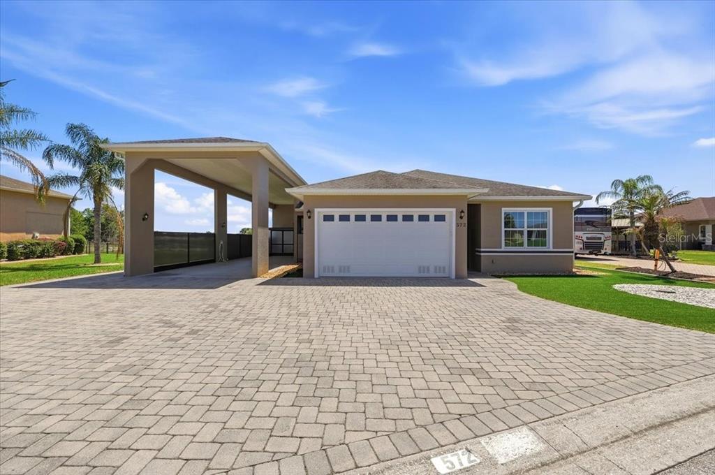572 MEANDERING WAY