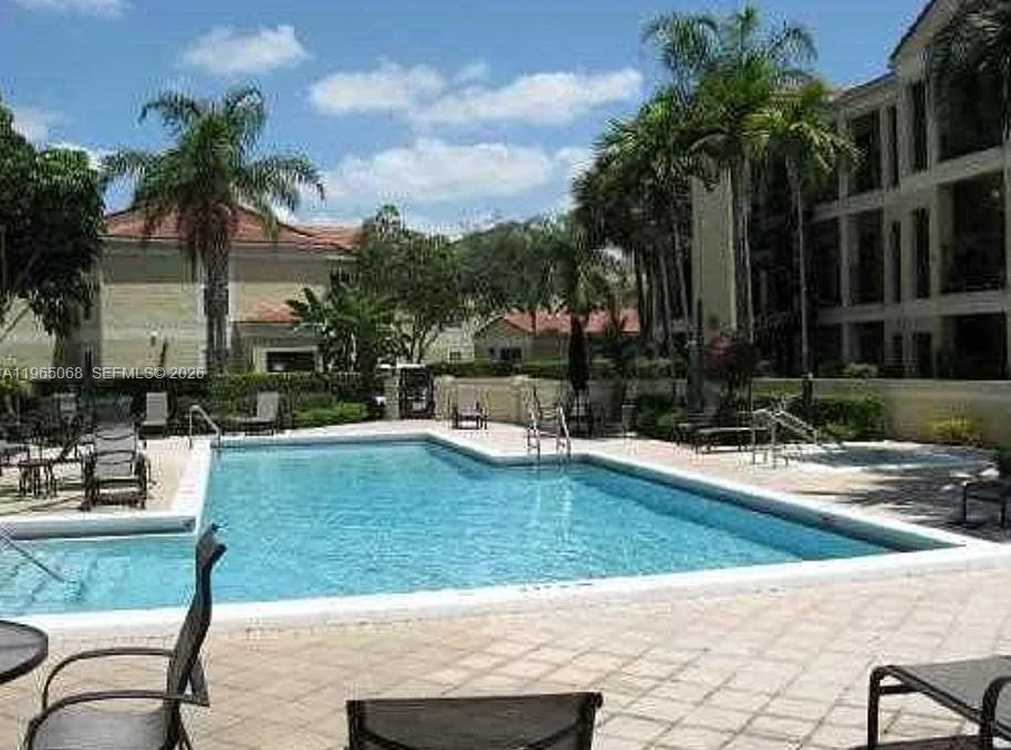 949 Riverside drive # 417, Coral Springs FL 33071