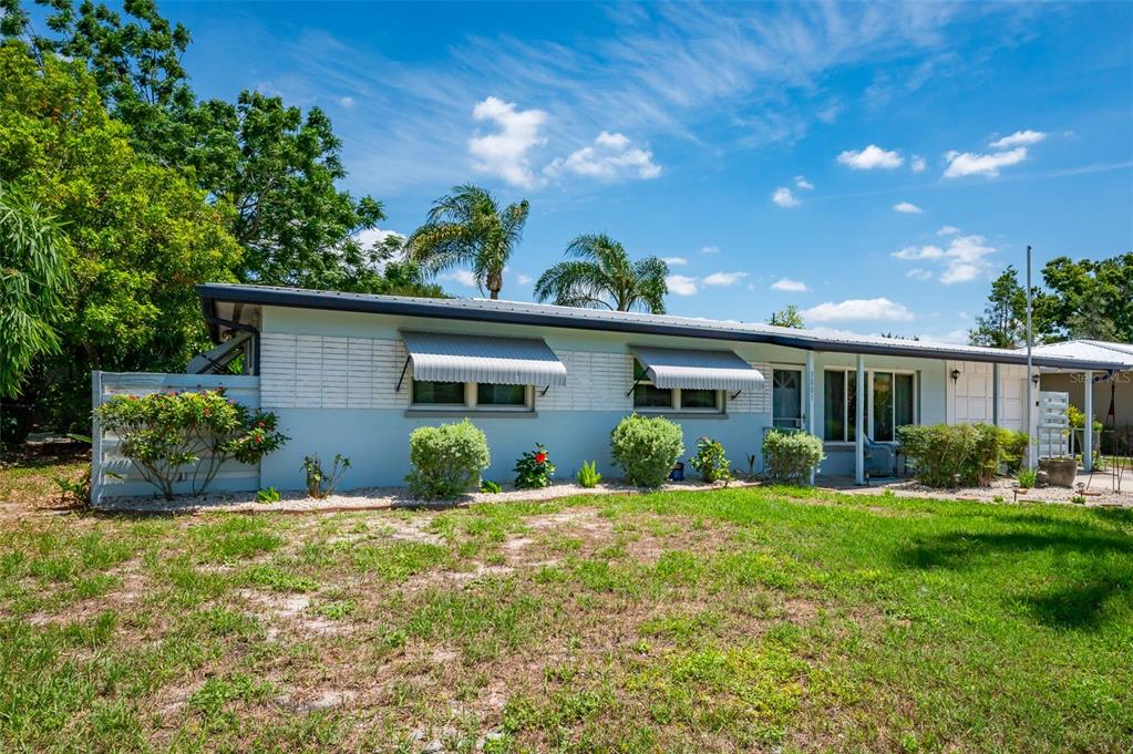 3801 HELENE STREET, SARASOTA, FL — photo 3 of 30