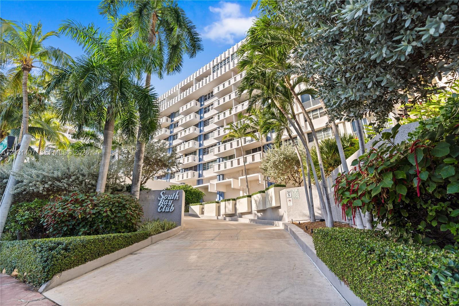 800 West Ave # 618, Miami Beach FL 33139