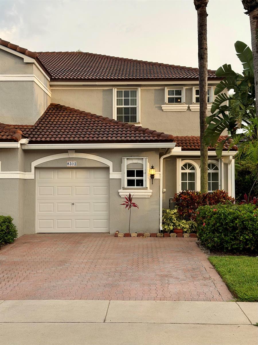 8302 Vía Serena, Boca Raton FL 33433