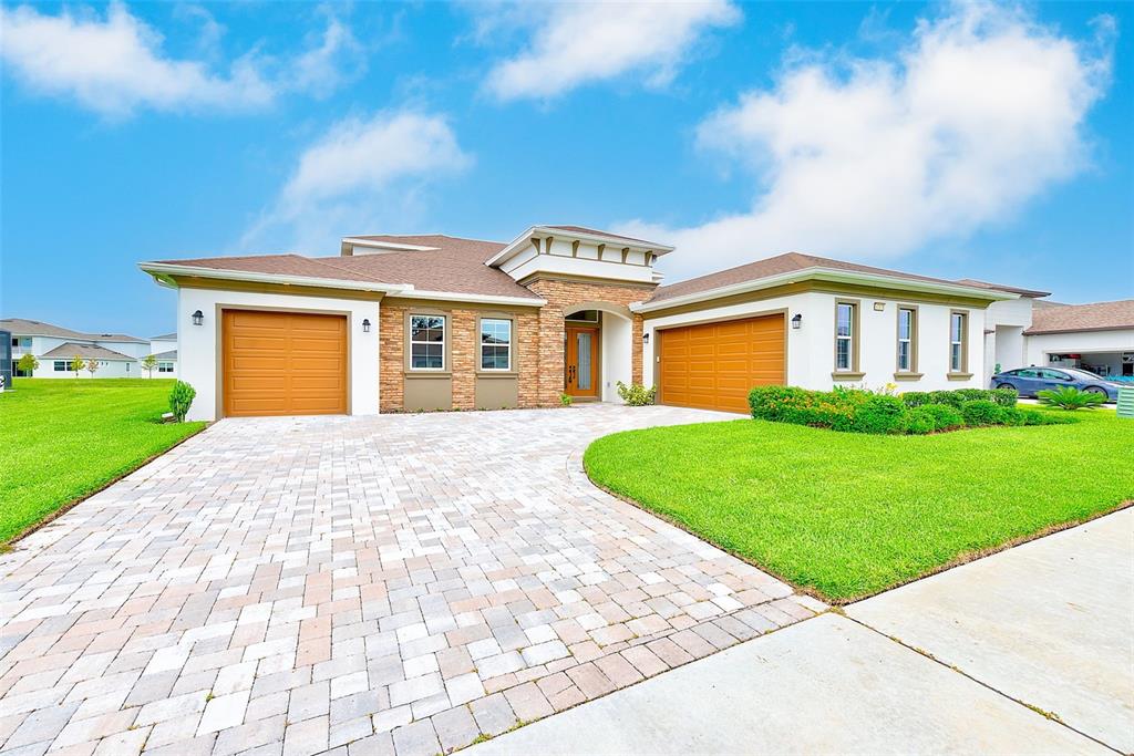 8717 SANDERS TREE LOOP