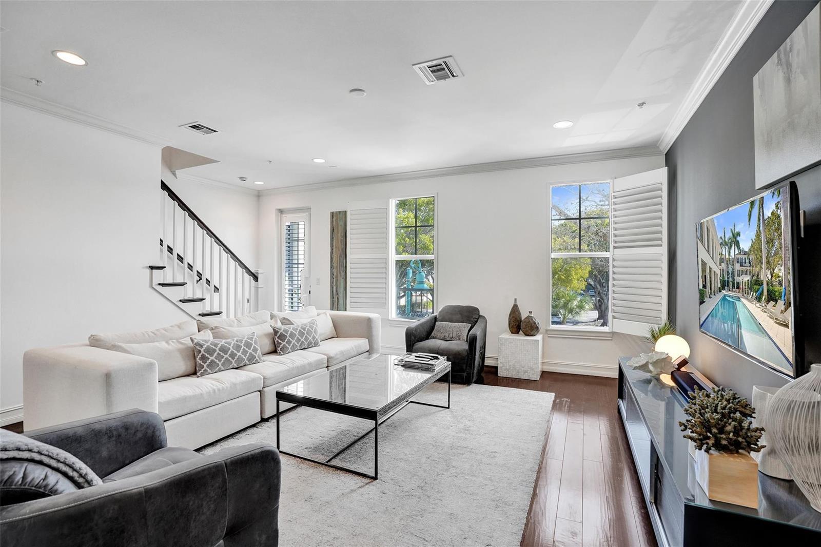 381 E Cannery Row Circle, Delray Beach FL 33444