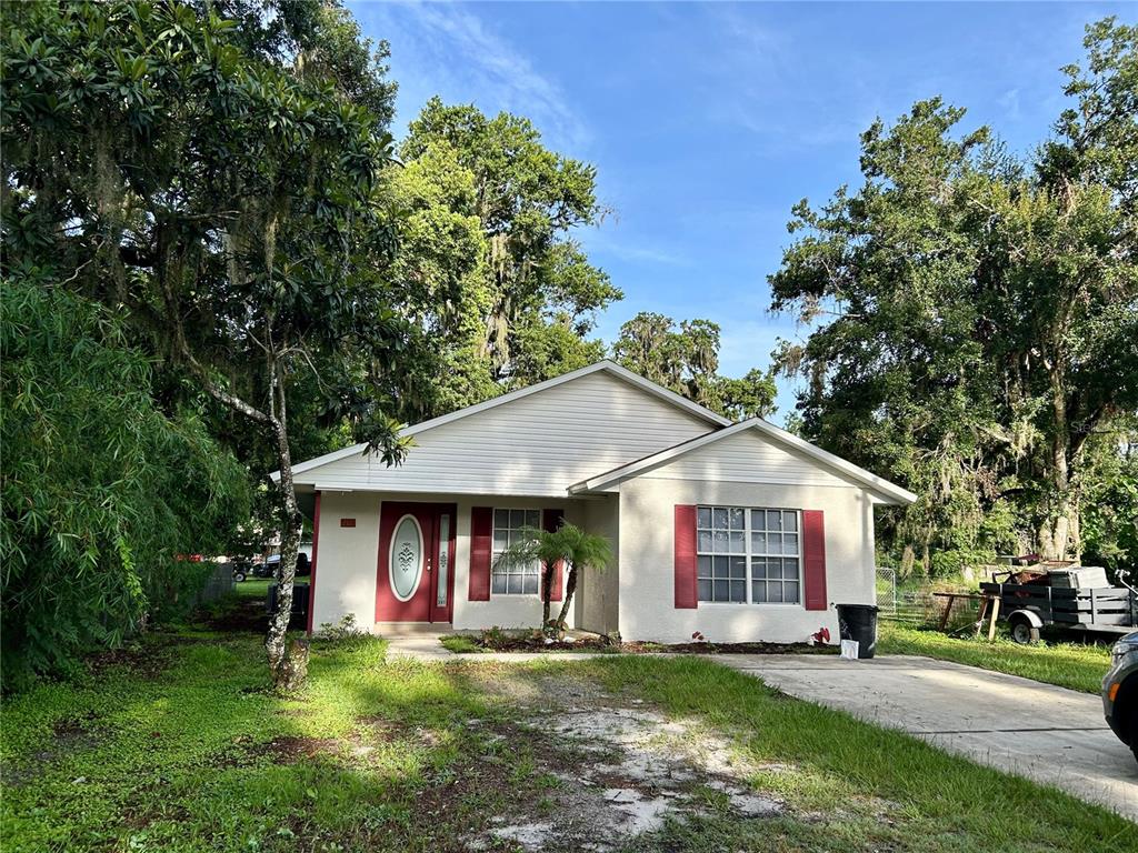 209 N 1ST AVENUE, WAUCHULA, FL — photo 2 of 27