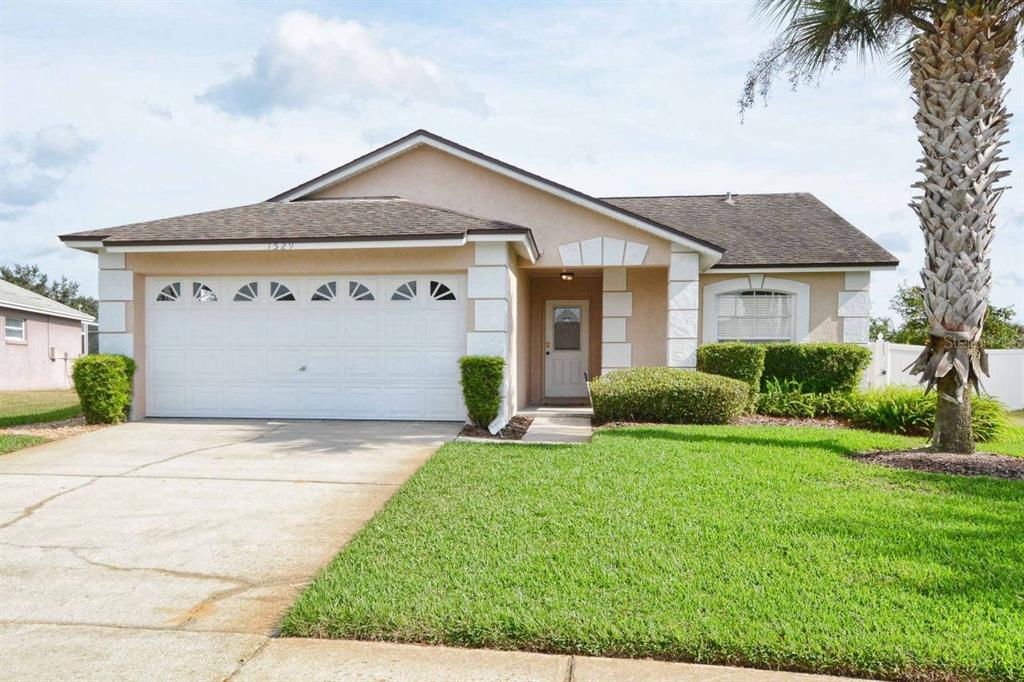 1529 INDIAN OAKS TRAIL