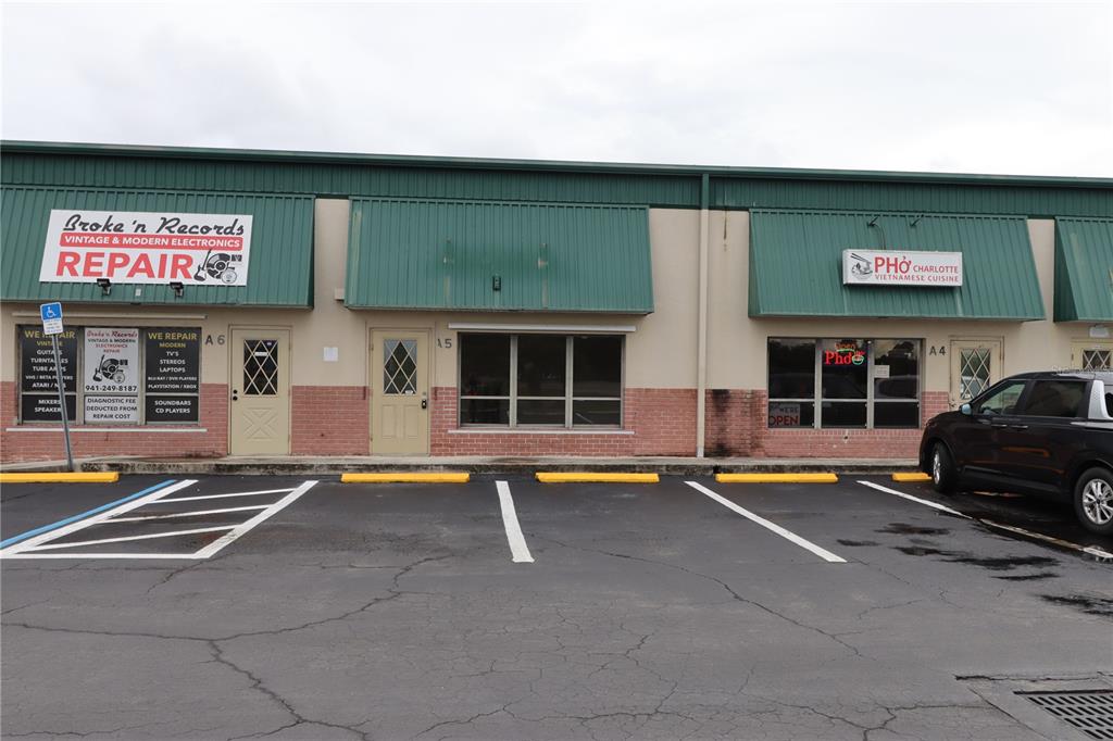 1225 TAMIAMI TRAIL UNIT A5