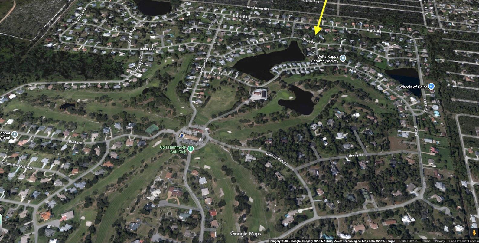 This is an aerial map view of a residential neighborhood surrounding a golf course — 3401 Divot Road, Sebring FL 33872, SEBRING, FL