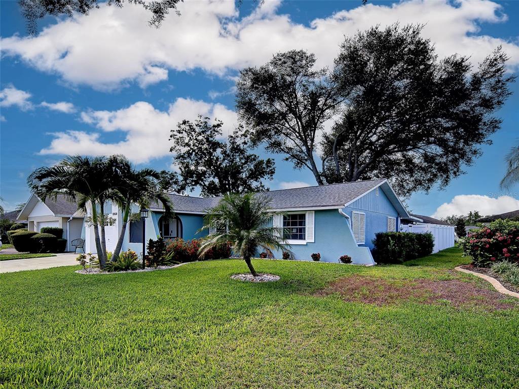 1439 STRADA D ORO, VENICE, FL — photo 3 of 30