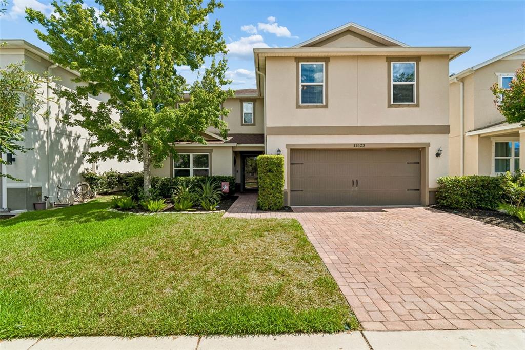 11523 LUCKYGEM DRIVE
