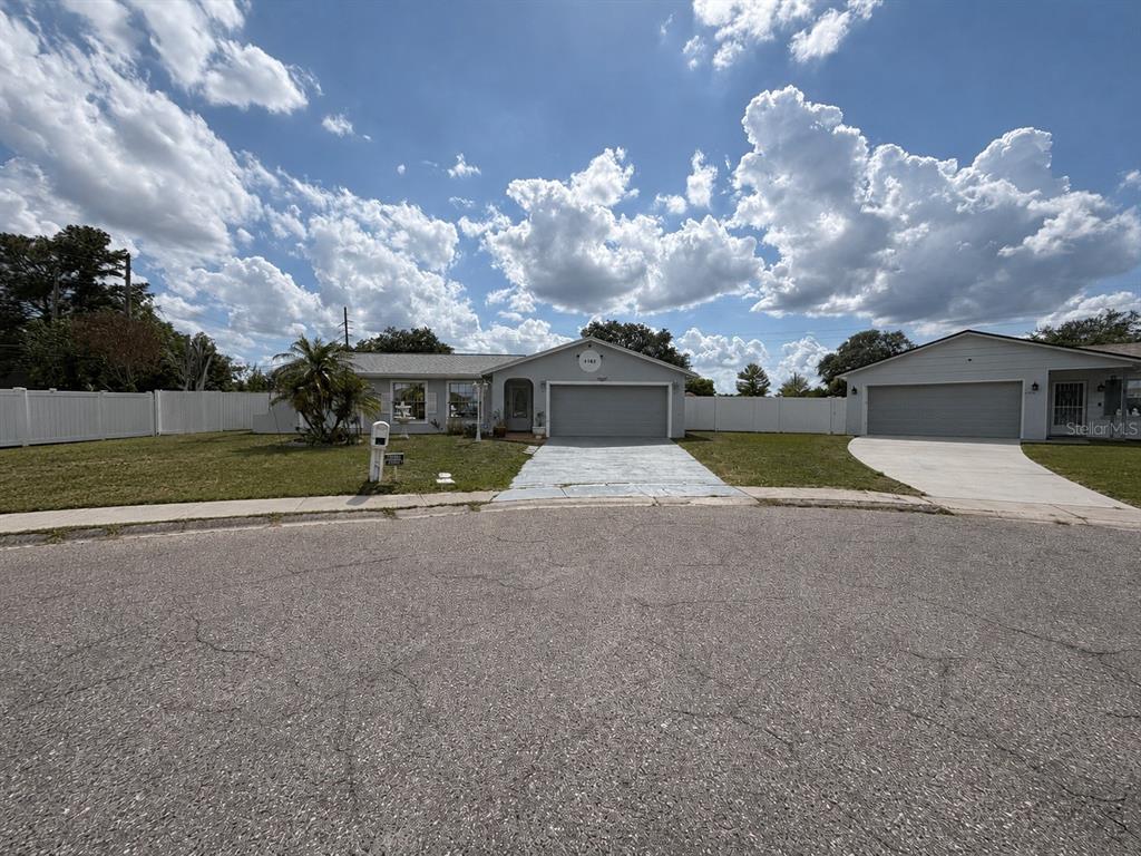4162 KINGSBRIDGE DRIVE