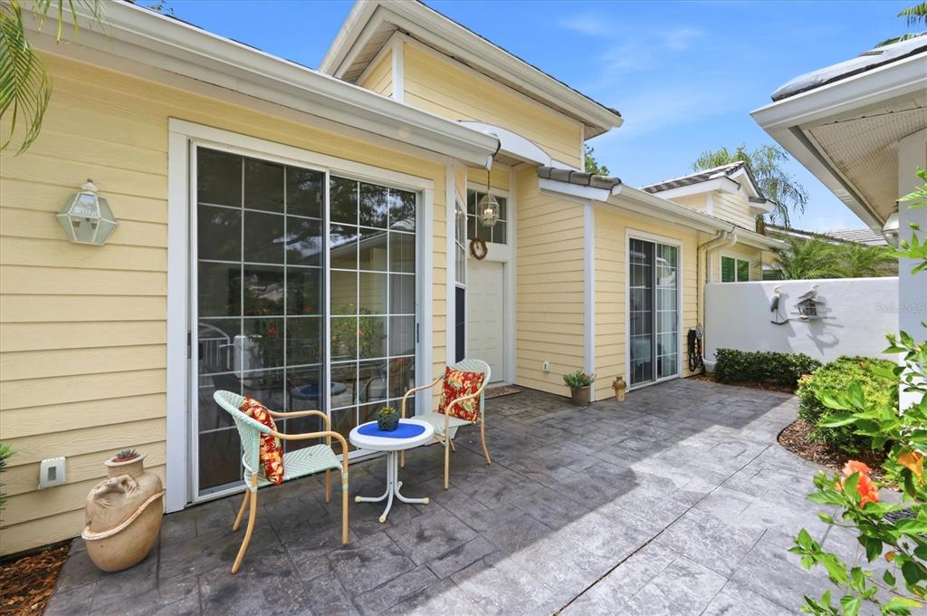 7731 WHITEBRIDGE GLEN, UNIVERSITY PARK, FL — photo 4 of 30
